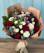 Букет цветов из:  Розы и Альстромерии в Сорске