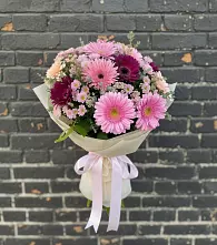 Букет цветов из:  Герберы и Хризантемы в Сорске