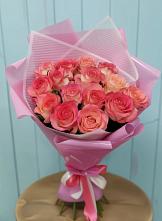 Букет 15 Розовых роз Равель в Сорске