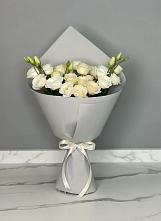 Букет цветов из:  Розы и Лизиантусы в Сорске